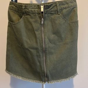 Wild honey mini pull through green jean skirt!